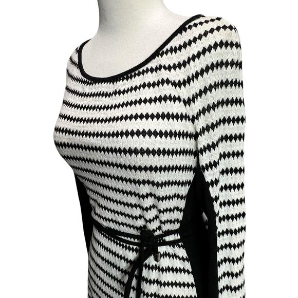 Studio One Knit Dress S Black White Diamond Striped Belted Stretch Work Career - Picture 2 of 14
